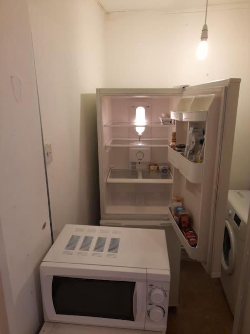 Wilmot Close Homestay *